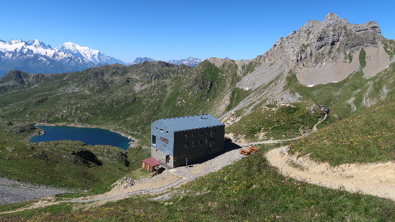 Cabane du Fenestral randonnée d été en dessus d Ovronnaz